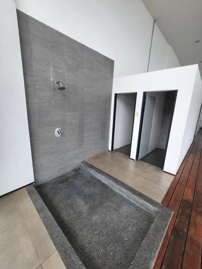 Apartment Sunrise Gurney Executive Premium Large Suite George Town