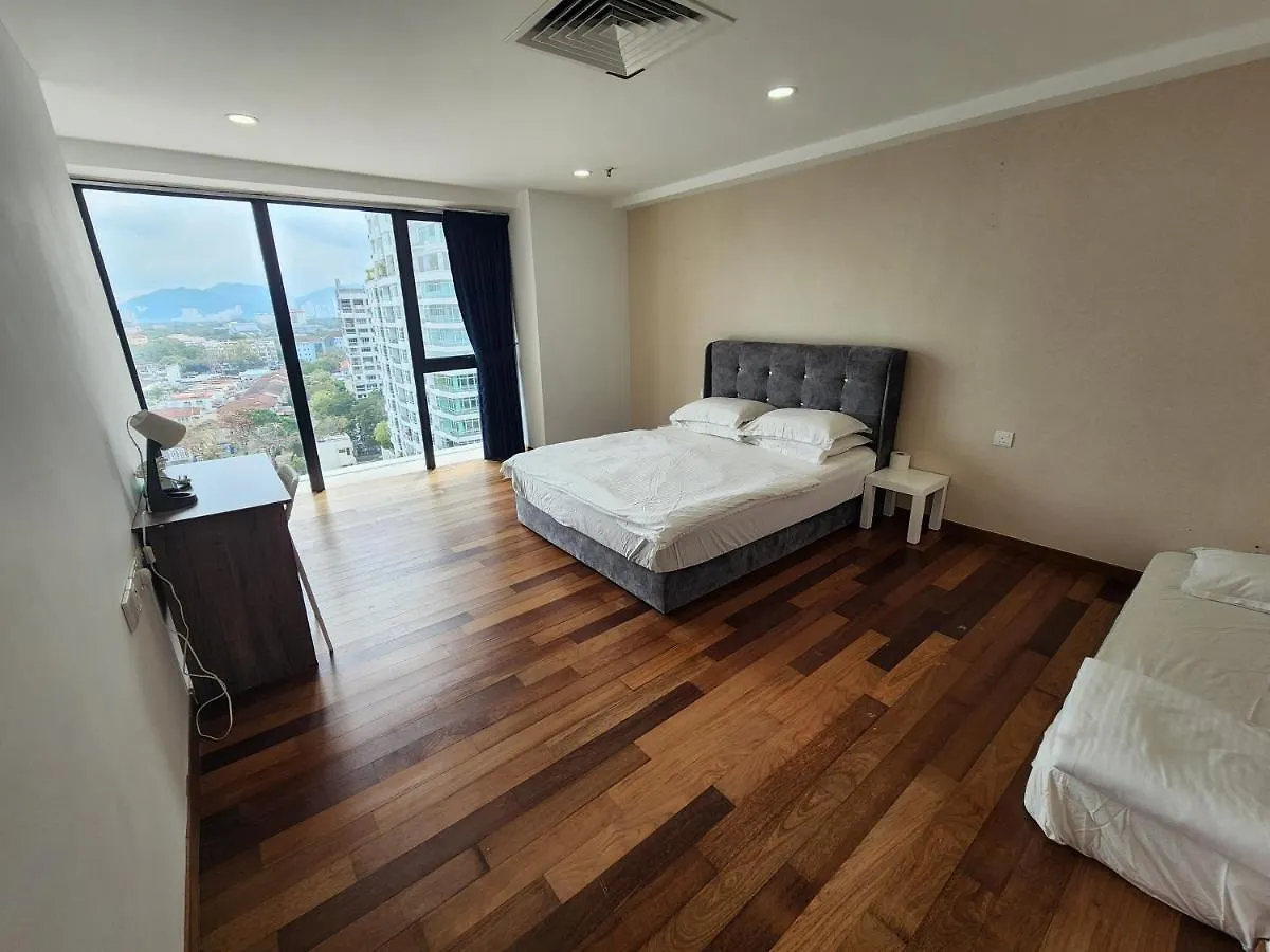 Sunrise Gurney Executive Premium Large Suite George Town 0*,
