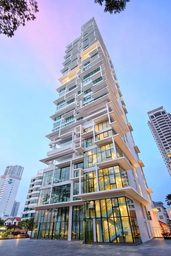 Sunrise Gurney Executive Premium Large Suite George Town
